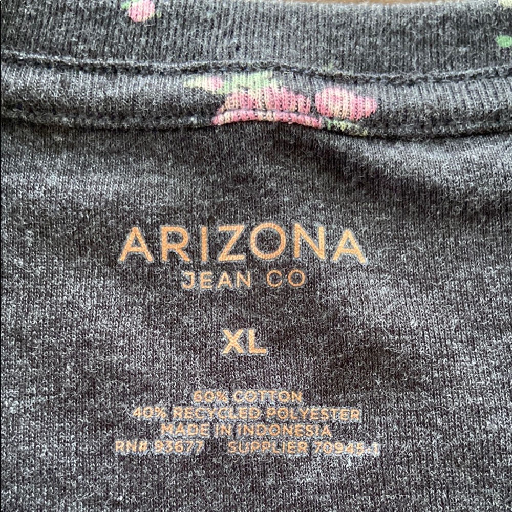 Women's Floral Print Slightly Cropped Top, size XL. Arizona Jean Company - Picture 5 of 9